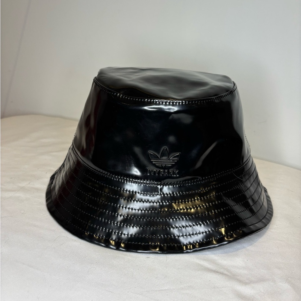 NWT Beyoncé IVY PARK x Adidas Reversible Latex Bucket Hat